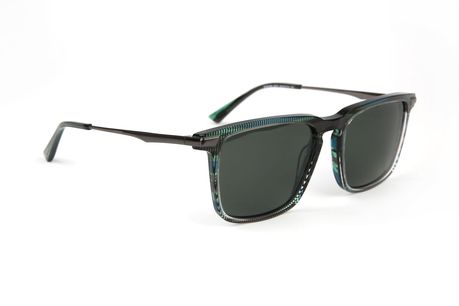 Bulget BG9216M 55E01P sunglasses side view