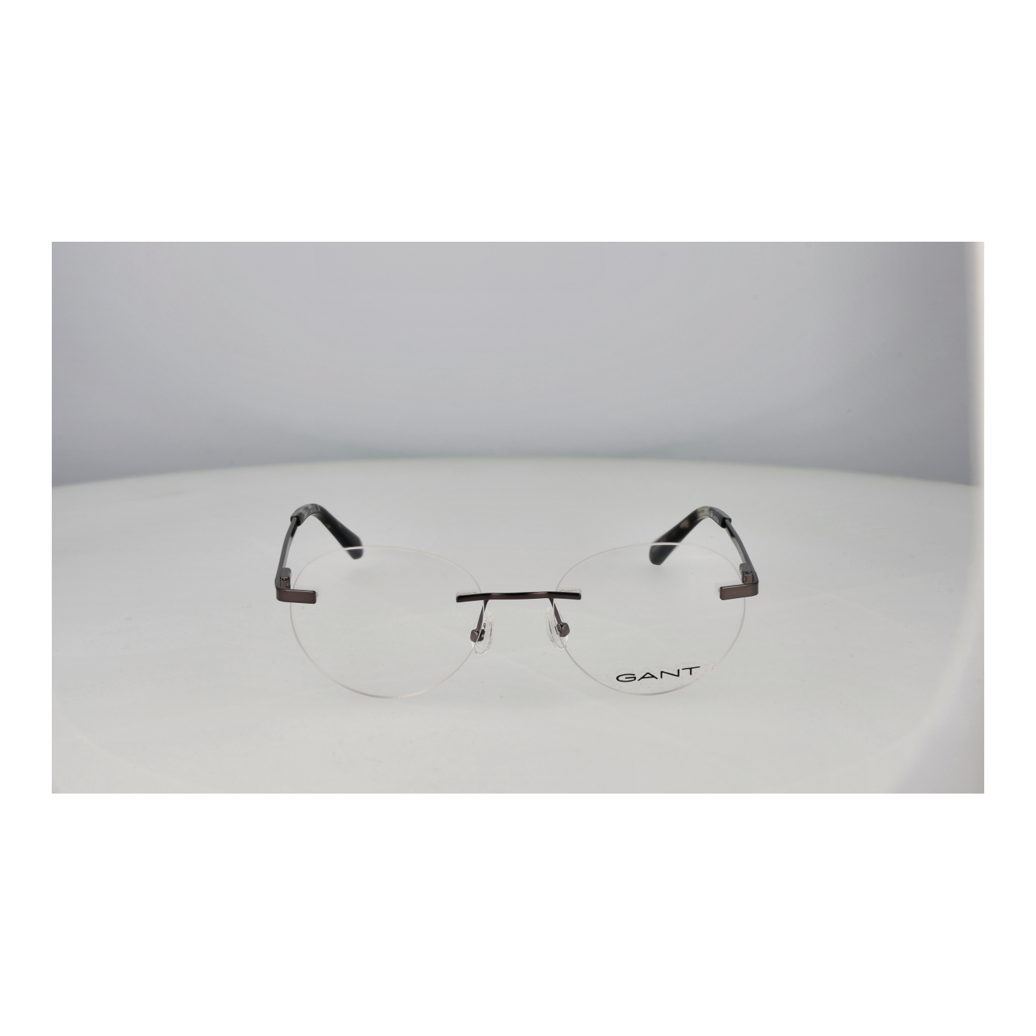 Gant GA3214 52008 front view – Plastic frame